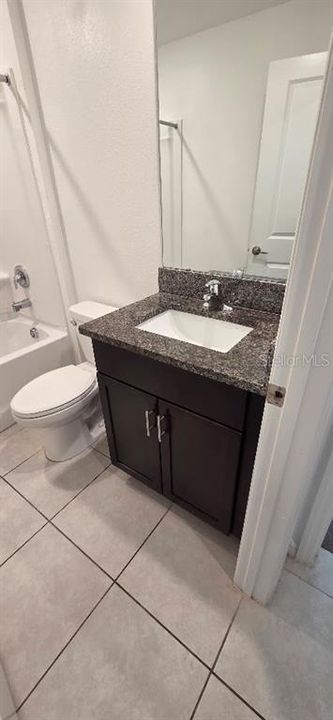 For Rent: $1,995 (3 beds, 2 baths, 1555 Square Feet)