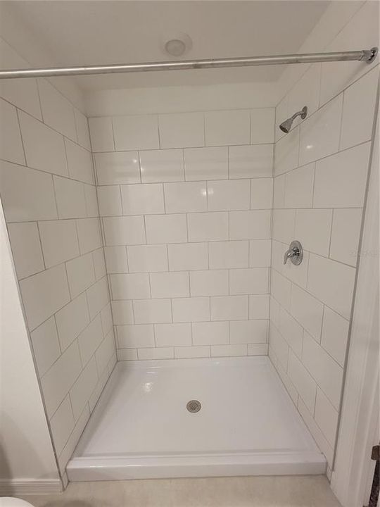 For Rent: $1,995 (3 beds, 2 baths, 1555 Square Feet)