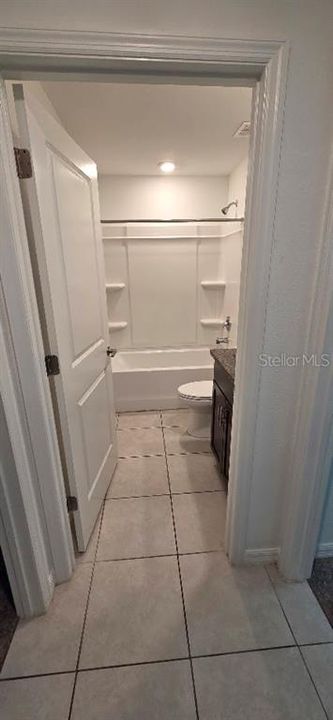 For Rent: $1,995 (3 beds, 2 baths, 1555 Square Feet)
