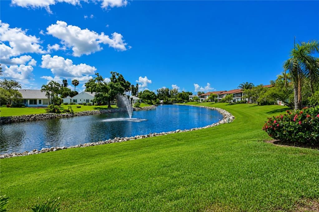 For Sale: $270,000 (2 beds, 2 baths, 1525 Square Feet)