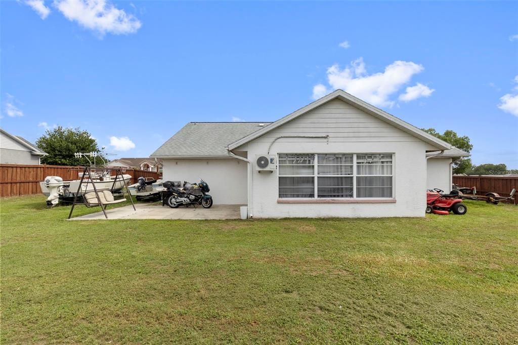 For Sale: $350,000 (3 beds, 2 baths, 1392 Square Feet)