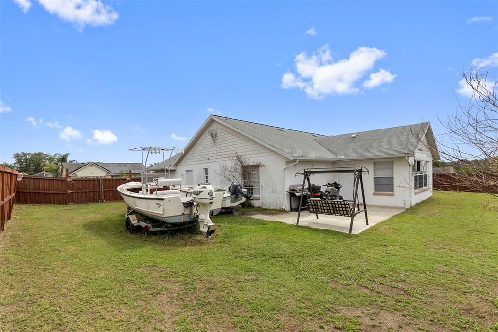 For Sale: $350,000 (3 beds, 2 baths, 1392 Square Feet)