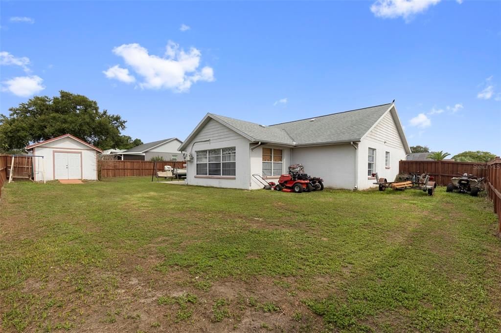 For Sale: $350,000 (3 beds, 2 baths, 1392 Square Feet)