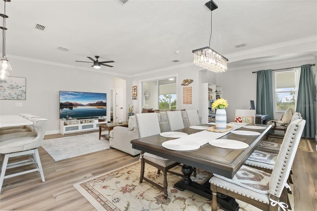 For Sale: $419,000 (3 beds, 2 baths, 1825 Square Feet)