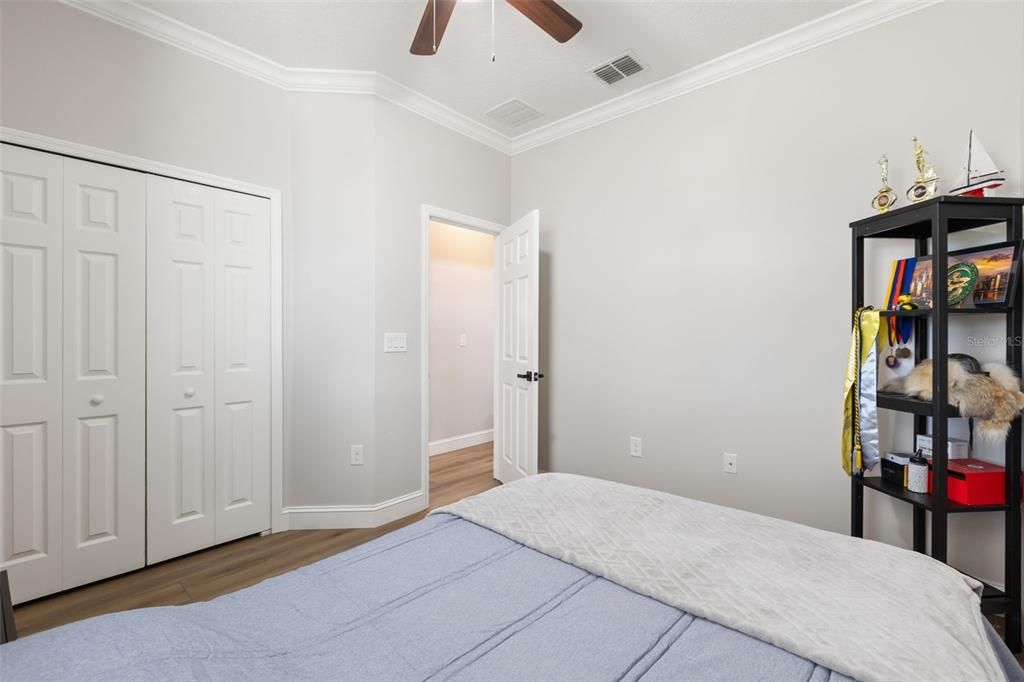 For Sale: $419,000 (3 beds, 2 baths, 1825 Square Feet)