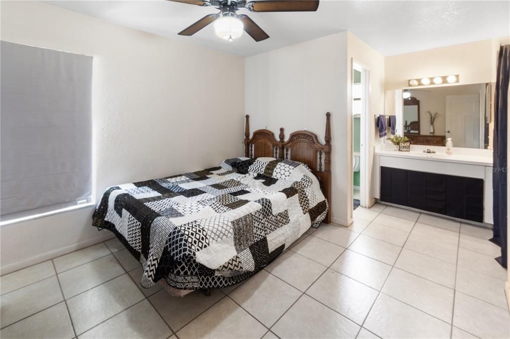 En Venta: $217,000 (3 camas, 2 baños, 1017 Pies cuadrados)
