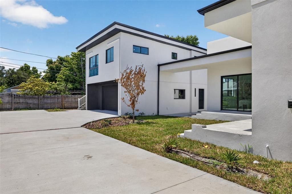 En Venta: $775,000 (5 camas, 3 baños, 2497 Pies cuadrados)