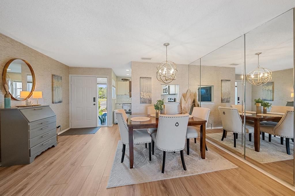 For Rent: $2,500 (2 beds, 2 baths, 1096 Square Feet)