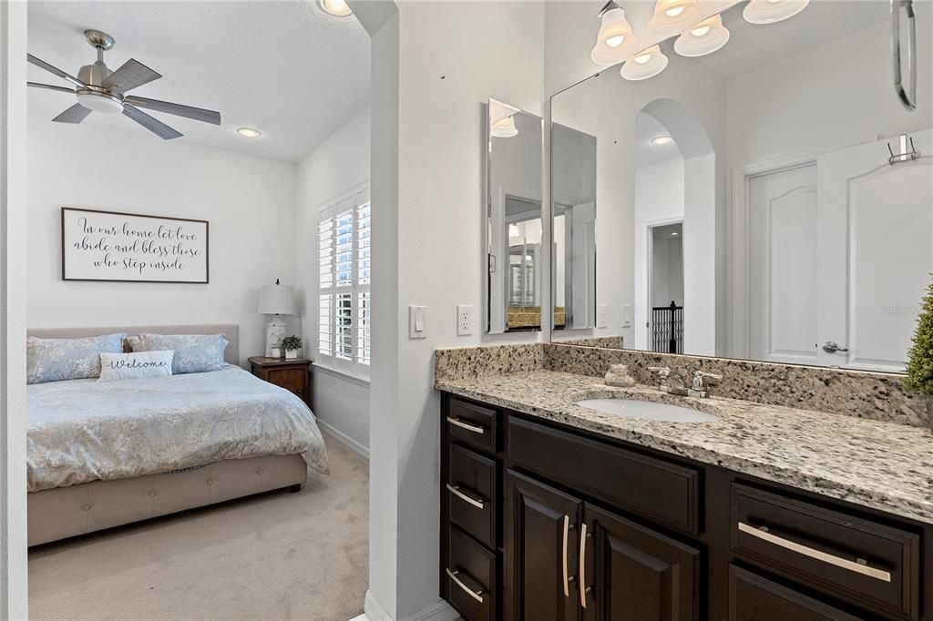 For Sale: $965,000 (5 beds, 3 baths, 3735 Square Feet)