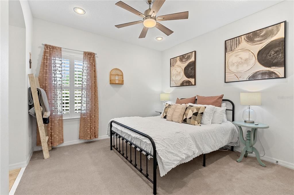 For Sale: $965,000 (5 beds, 3 baths, 3735 Square Feet)
