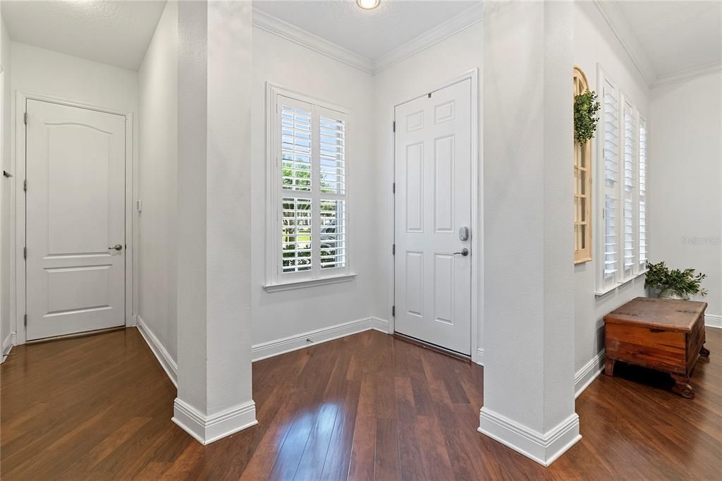 For Sale: $965,000 (5 beds, 3 baths, 3735 Square Feet)