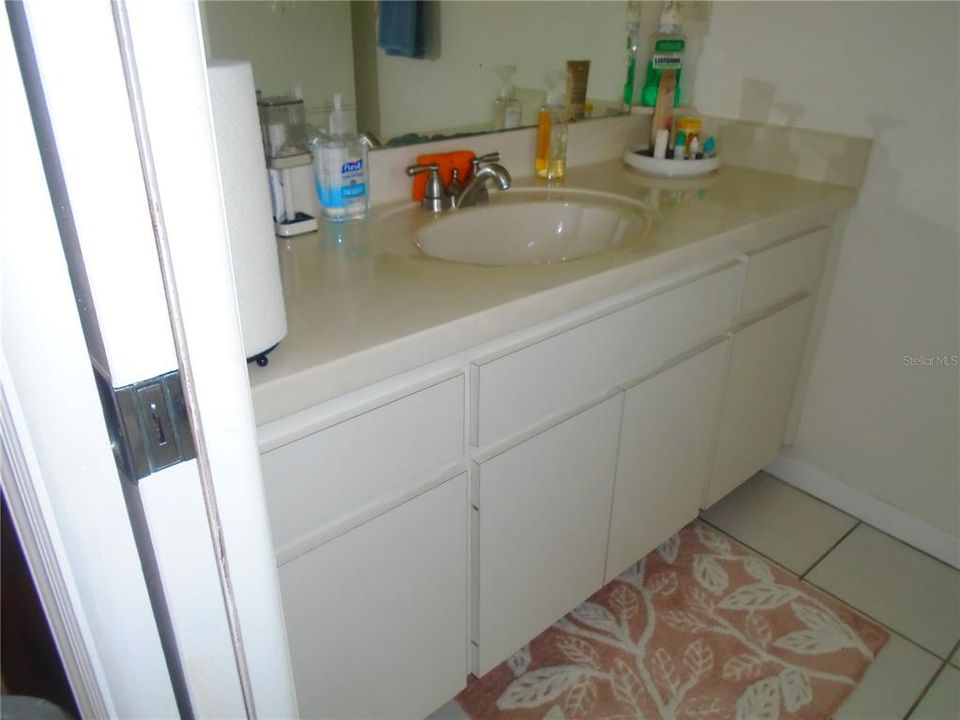 En Venta: $389,900 (2 camas, 2 baños, 1776 Pies cuadrados)