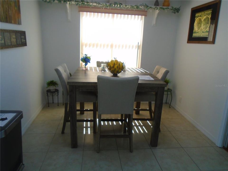 En Venta: $389,900 (2 camas, 2 baños, 1776 Pies cuadrados)