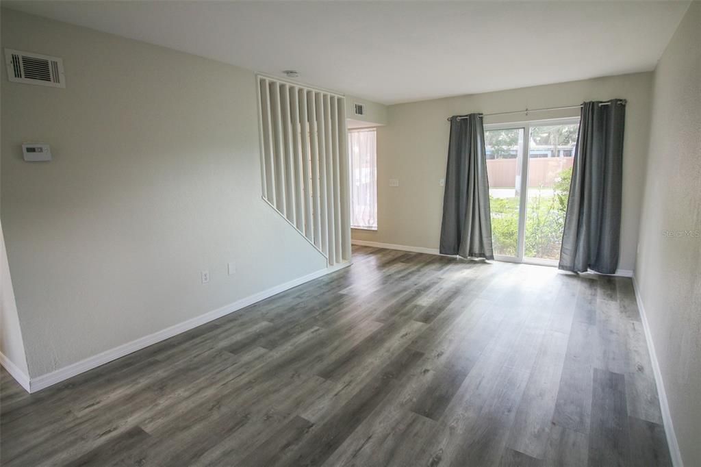 En Venta: $186,500 (3 camas, 2 baños, 1482 Pies cuadrados)