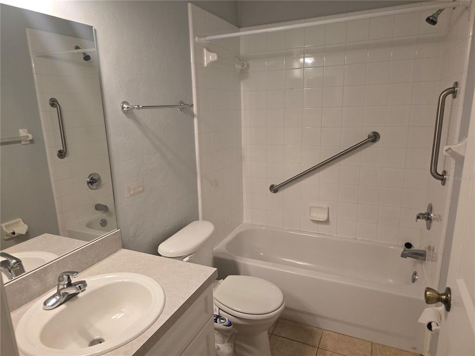 For Rent: $2,075 (3 beds, 2 baths, 1380 Square Feet)