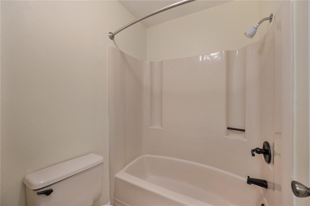 For Sale: $149,000 (2 beds, 2 baths, 1080 Square Feet)