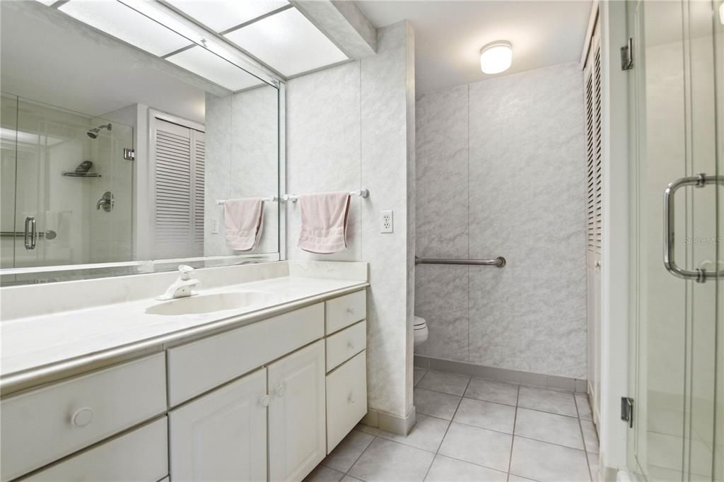 For Sale: $478,800 (2 beds, 2 baths, 1260 Square Feet)
