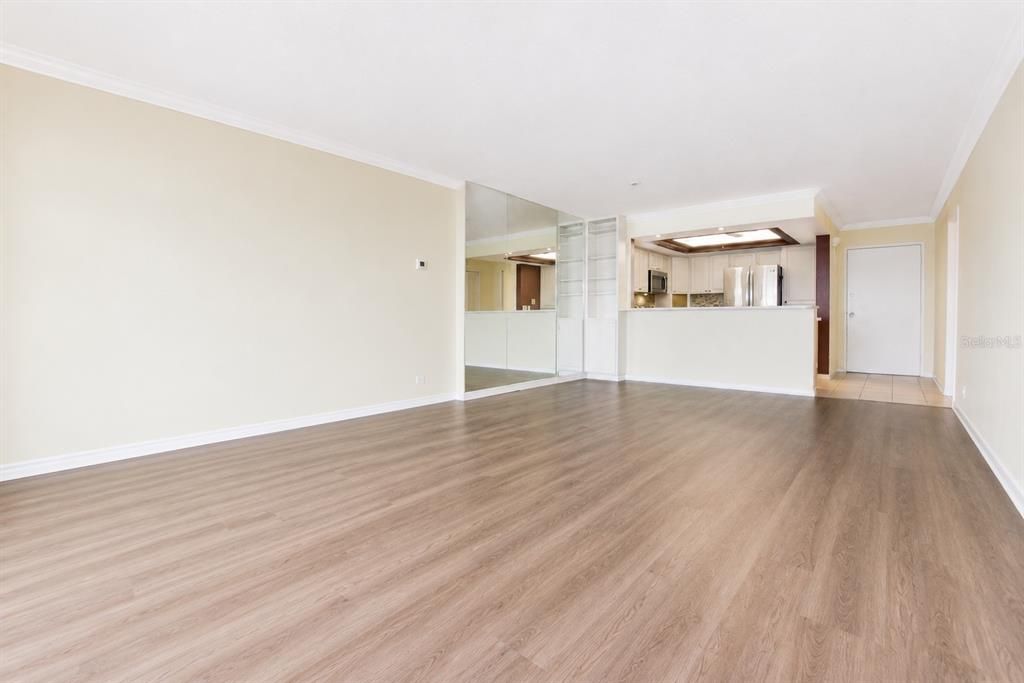 For Sale: $478,800 (2 beds, 2 baths, 1260 Square Feet)