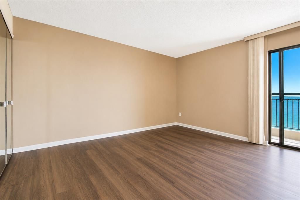 For Sale: $478,800 (2 beds, 2 baths, 1260 Square Feet)