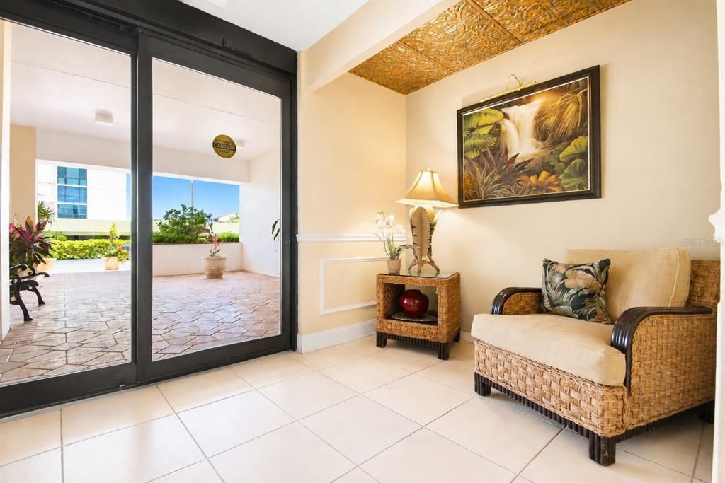 For Sale: $478,800 (2 beds, 2 baths, 1260 Square Feet)