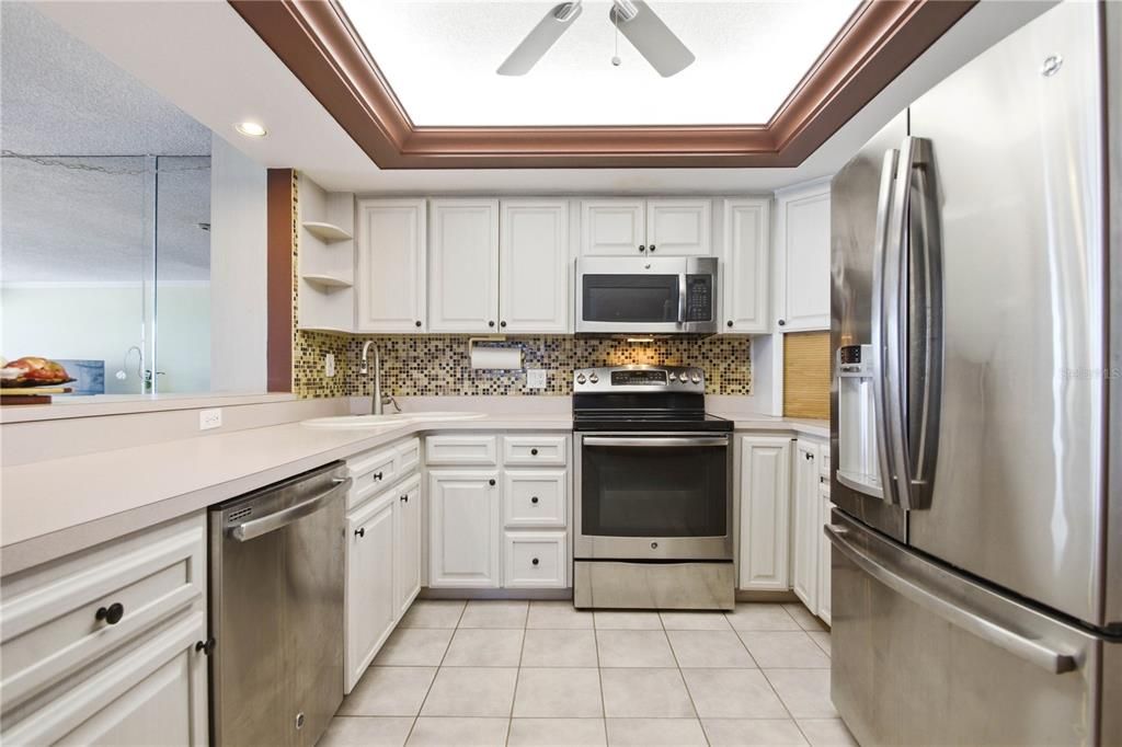 For Sale: $478,800 (2 beds, 2 baths, 1260 Square Feet)