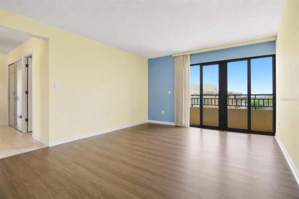 For Sale: $478,800 (2 beds, 2 baths, 1260 Square Feet)
