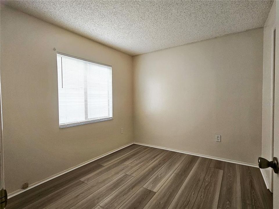 For Rent: $1,700 (3 beds, 2 baths, 1158 Square Feet)