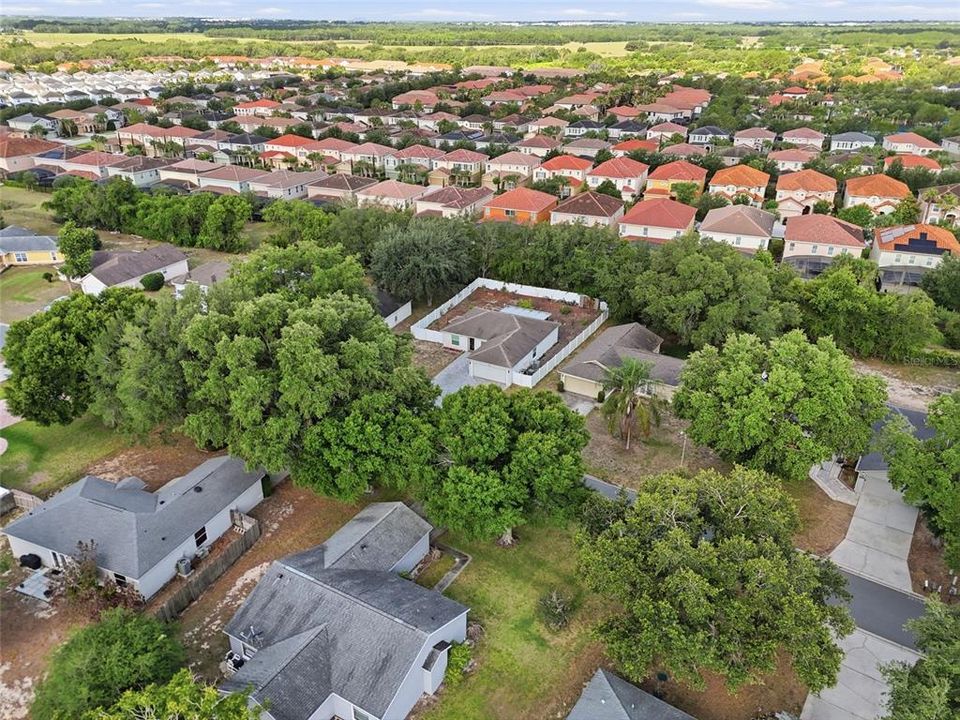 En Venta: $355,000 (4 camas, 2 baños, 1416 Pies cuadrados)