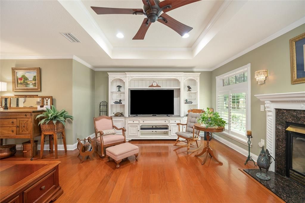 Active With Contract: $550,000 (3 beds, 2 baths, 2634 Square Feet)
