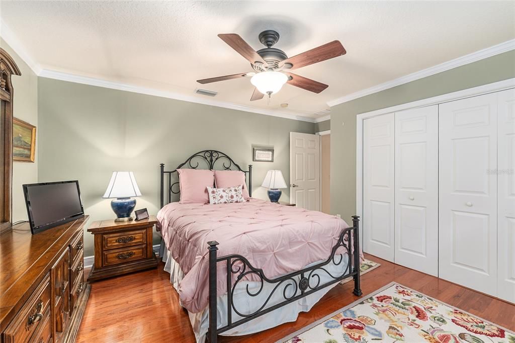 Active With Contract: $550,000 (3 beds, 2 baths, 2634 Square Feet)