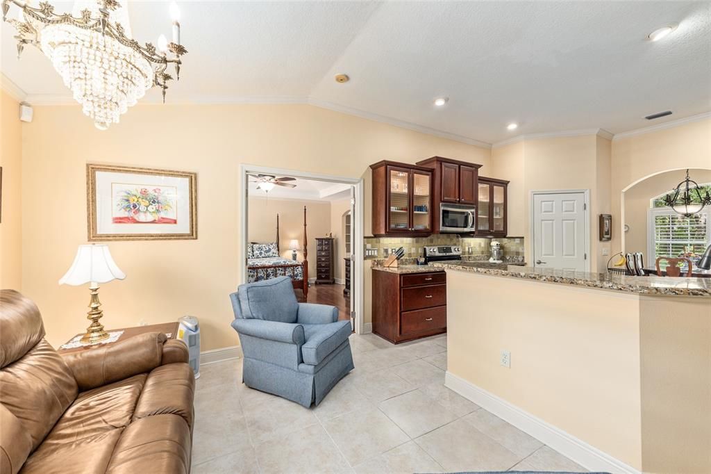 Active With Contract: $550,000 (3 beds, 2 baths, 2634 Square Feet)