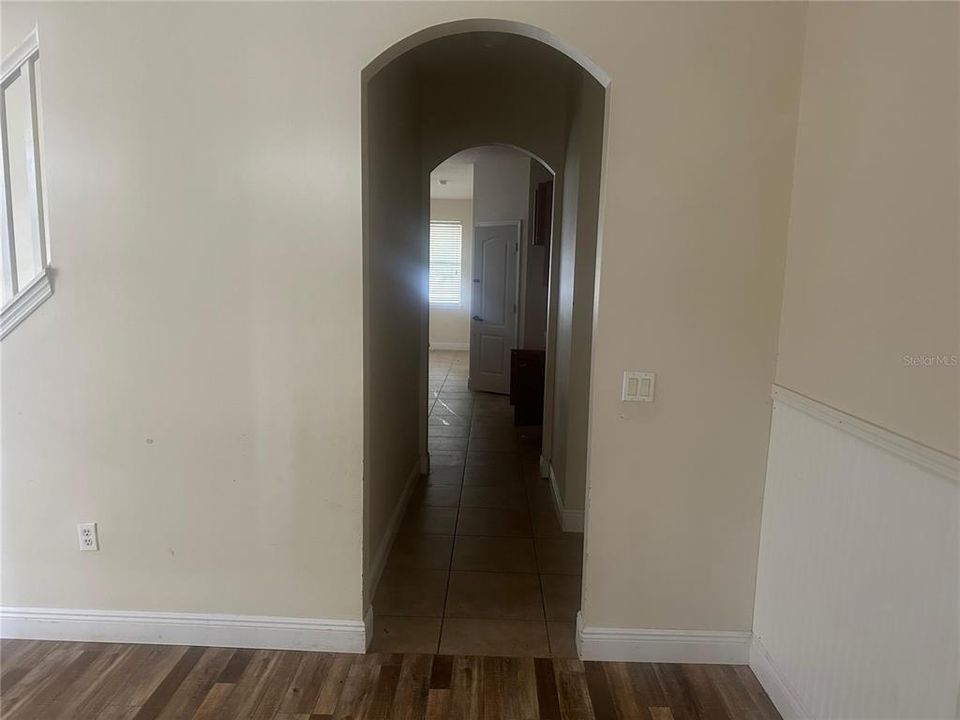En Venta: $394,900 (5 camas, 3 baños, 3112 Pies cuadrados)