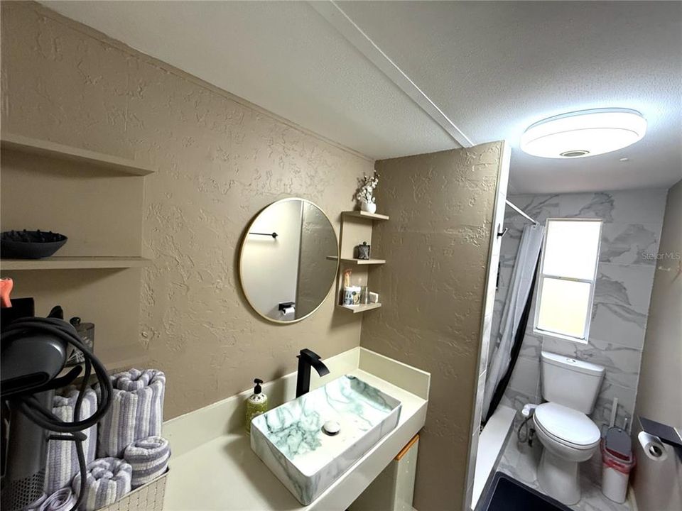 For Sale: $298,000 (3 beds, 2 baths, 1106 Square Feet)