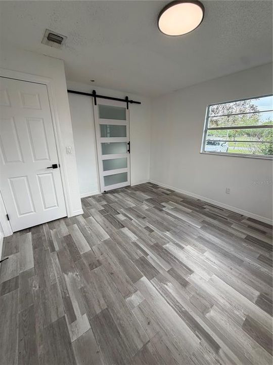 For Rent: $2,500 (3 beds, 2 baths, 1106 Square Feet)