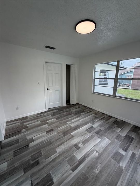 For Rent: $2,500 (3 beds, 2 baths, 1106 Square Feet)