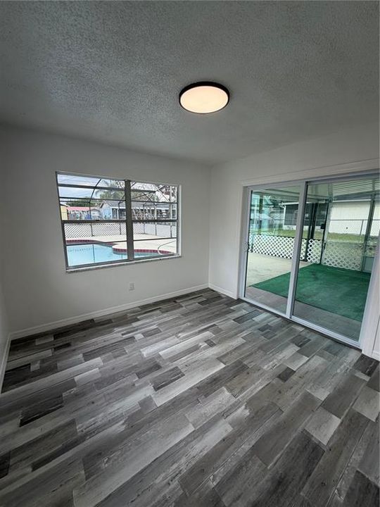 For Rent: $2,500 (3 beds, 2 baths, 1106 Square Feet)