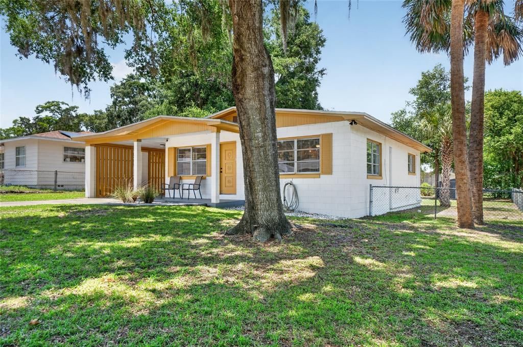 For Sale: $289,000 (3 beds, 2 baths, 1264 Square Feet)
