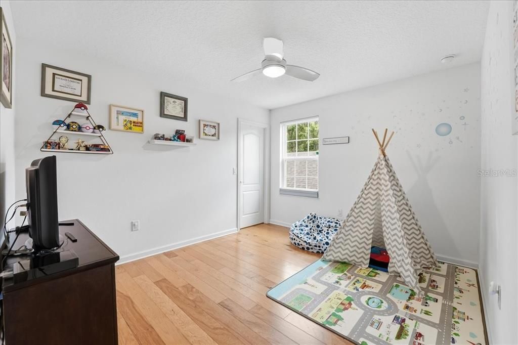 For Sale: $649,900 (5 beds, 3 baths, 2947 Square Feet)