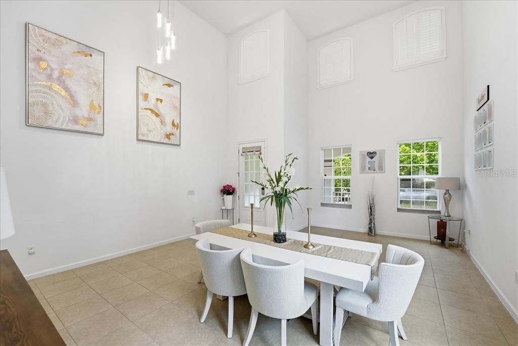 For Sale: $649,900 (5 beds, 3 baths, 2947 Square Feet)