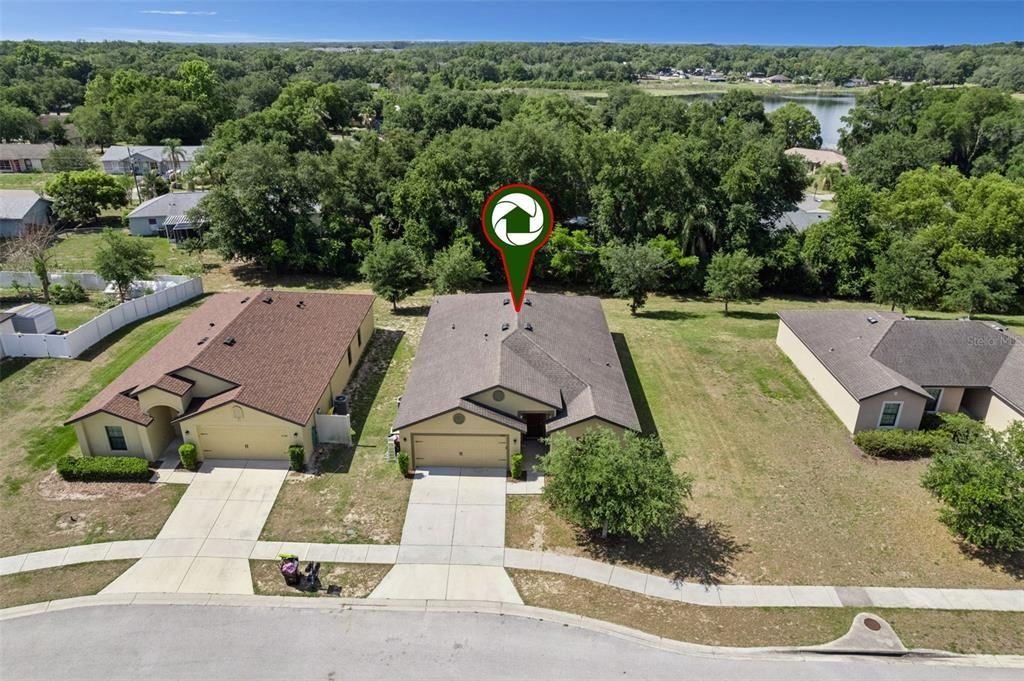 For Sale: $340,000 (5 beds, 3 baths, 1944 Square Feet)
