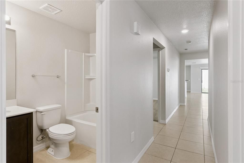 For Sale: $309,900 (3 beds, 2 baths, 1658 Square Feet)