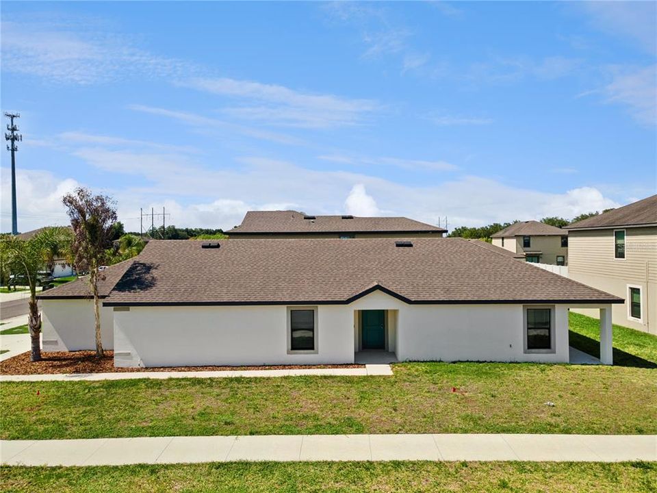 For Sale: $309,900 (3 beds, 2 baths, 1658 Square Feet)