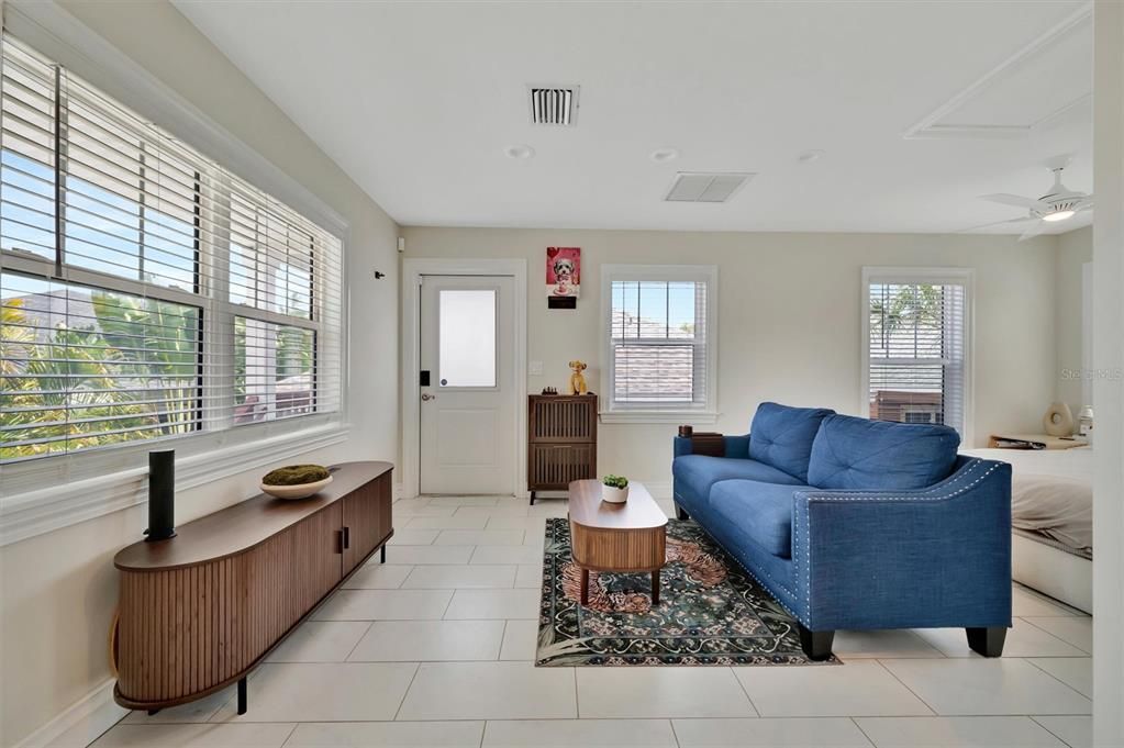 For Sale: $1,200,000 (4 beds, 3 baths, 2387 Square Feet)