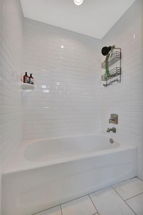 For Sale: $1,200,000 (4 beds, 3 baths, 2387 Square Feet)