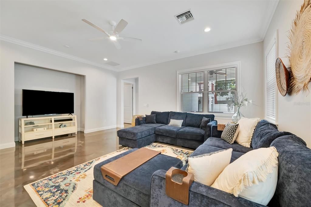 For Sale: $1,200,000 (4 beds, 3 baths, 2387 Square Feet)