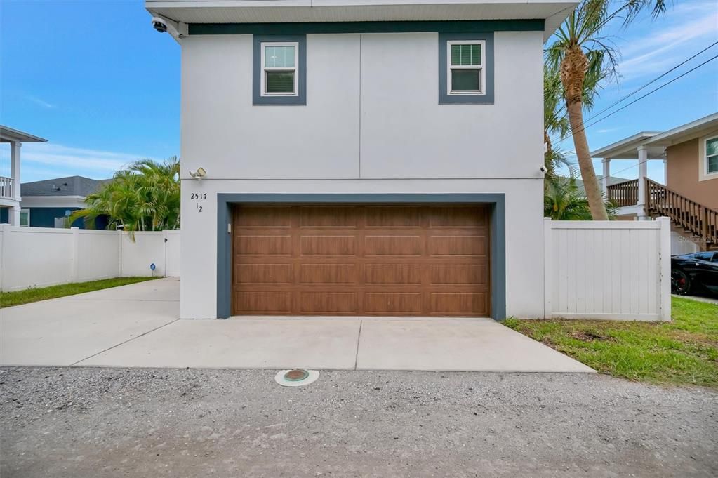 For Sale: $1,200,000 (4 beds, 3 baths, 2387 Square Feet)