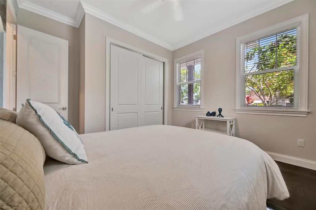 For Sale: $1,200,000 (4 beds, 3 baths, 2387 Square Feet)