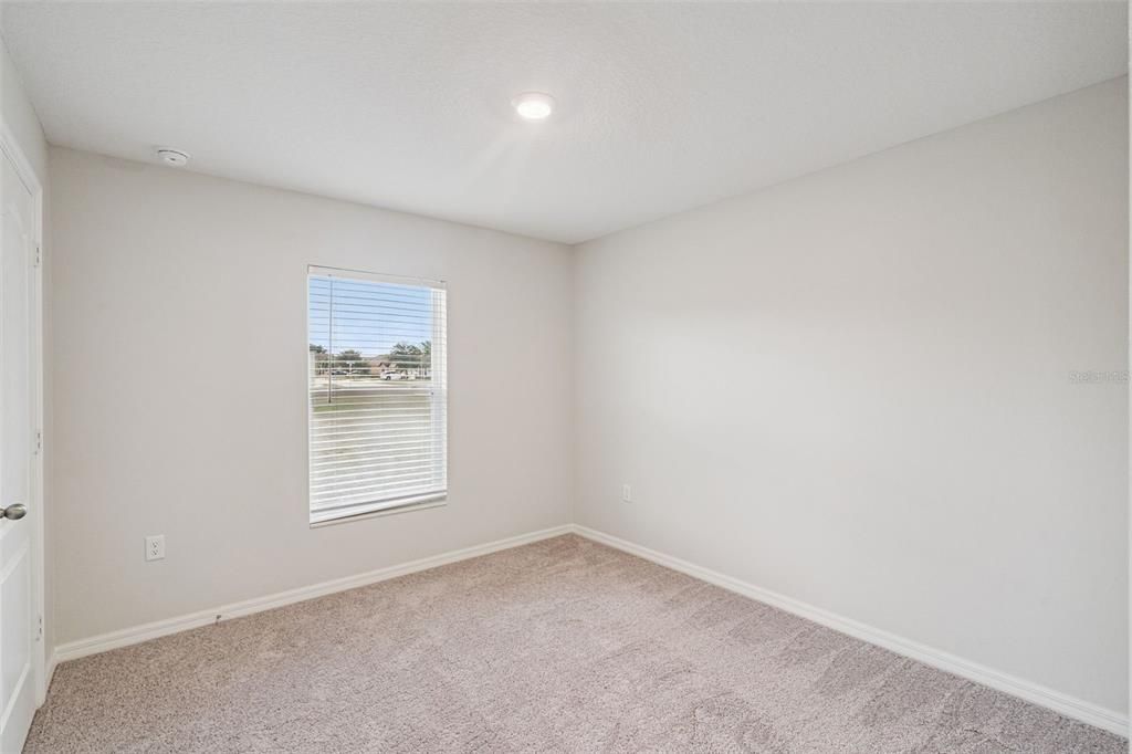 For Sale: $319,900 (4 beds, 2 baths, 1842 Square Feet)