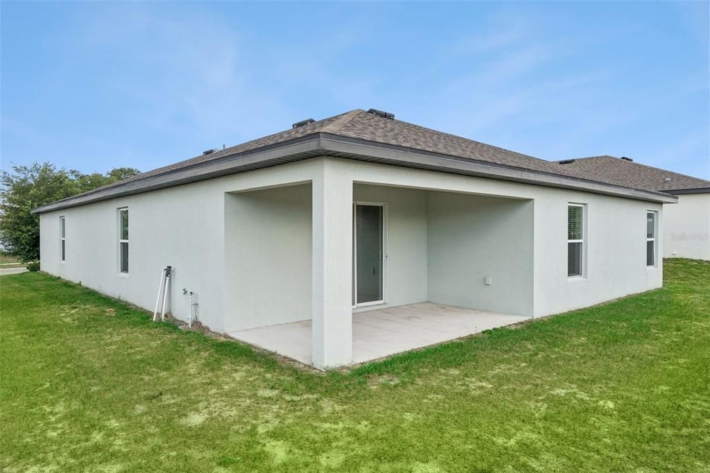 For Sale: $319,900 (4 beds, 2 baths, 1842 Square Feet)
