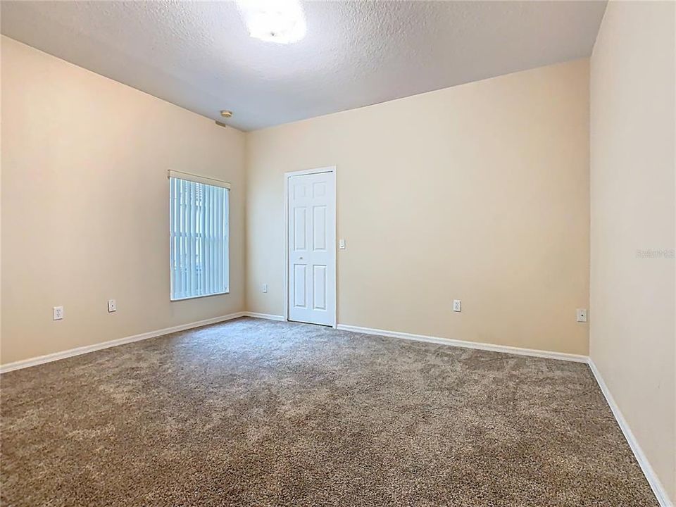 В аренду: $2,600 (4 спален, 3 ванн, 2630 Квадратных фут)